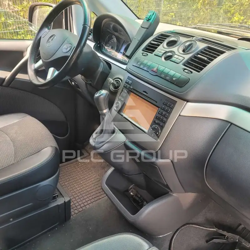 2011 Mercedes Benz Viano