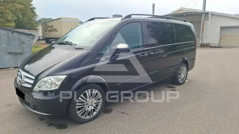 2011 Mercedes Benz Viano