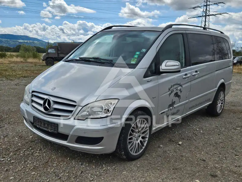 2011 Mercedes Benz Viano
