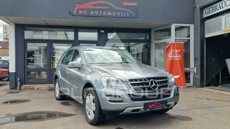 2011 Mercedes Benz ML 300