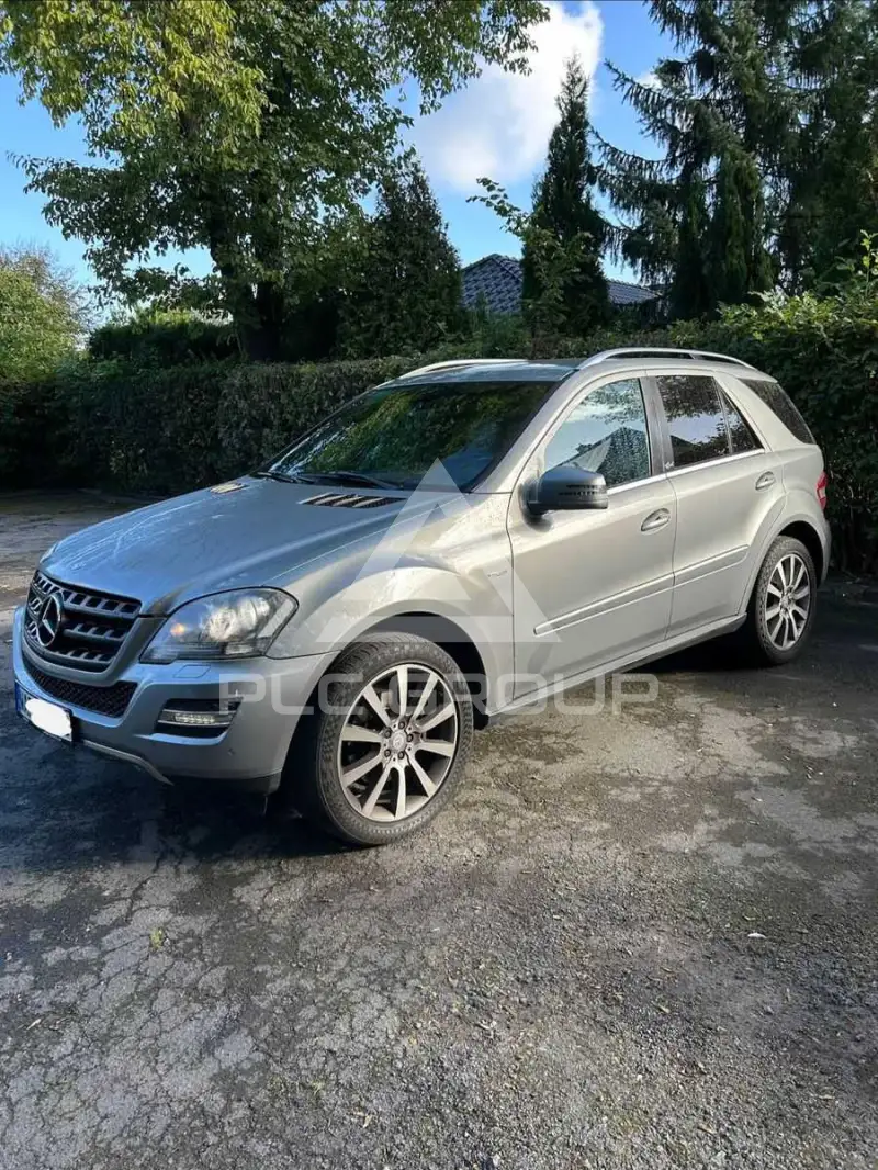 2011 Mercedes Benz ML 300