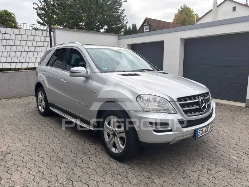 2011 Mercedes Benz ML 300