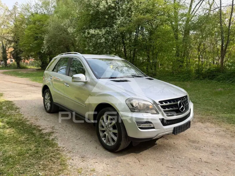 2011 Mercedes Benz ML 300