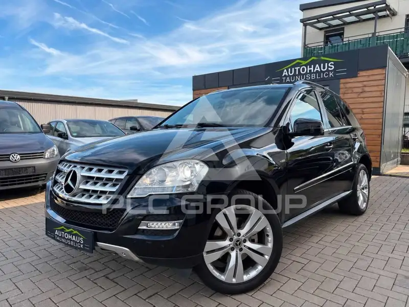 2011 Mercedes Benz ML 300
