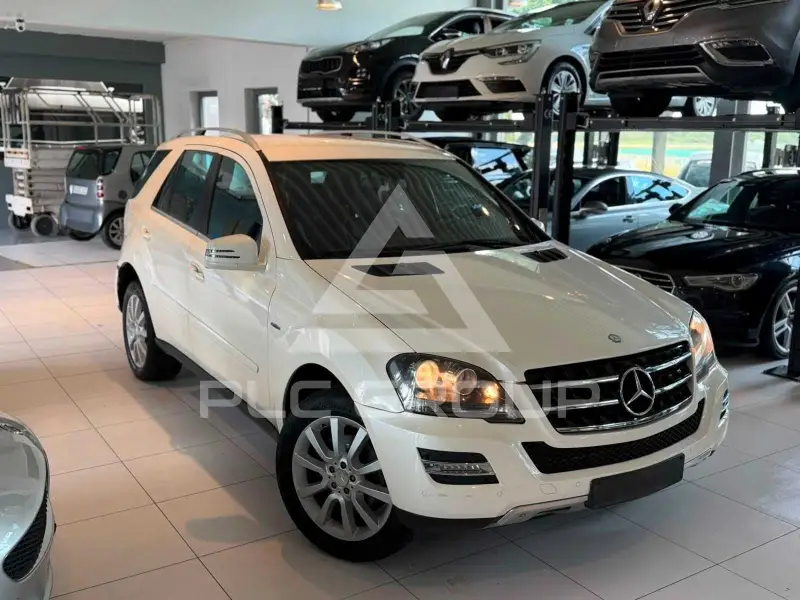 2011 Mercedes Benz ML 300
