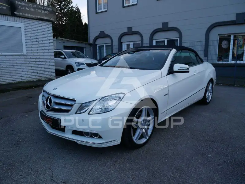 2011 Mercedes Benz E 200