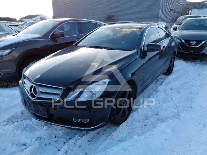 2011 Mercedes Benz E 200