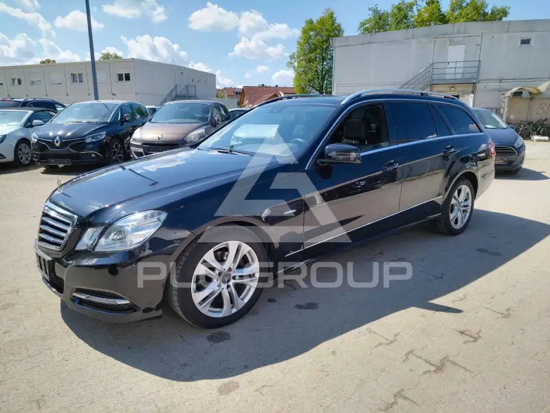 2011 Mercedes Benz E 200