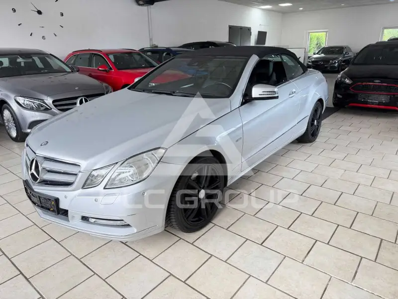 2011 Mercedes Benz E 200