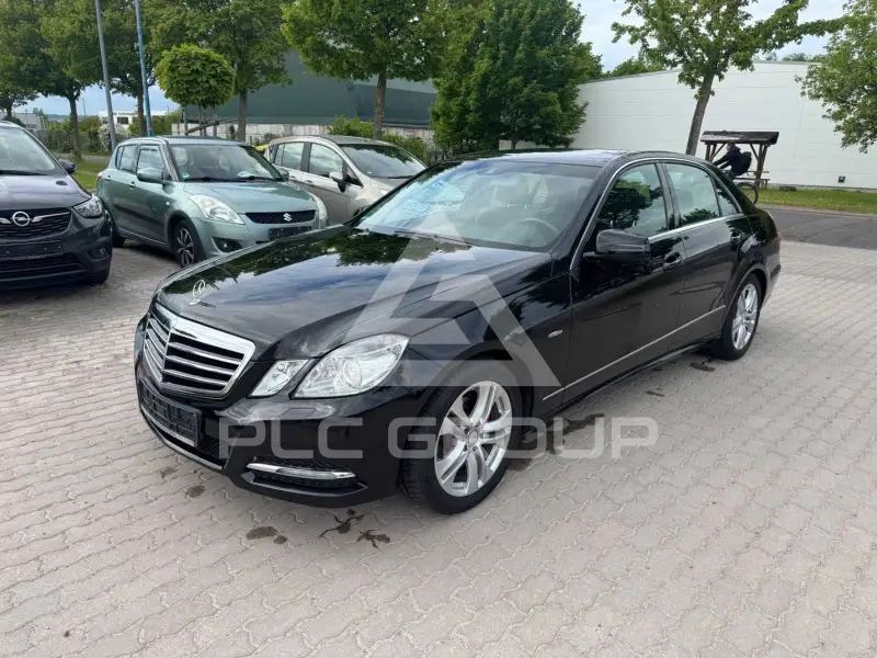 2011 Mercedes Benz E 200