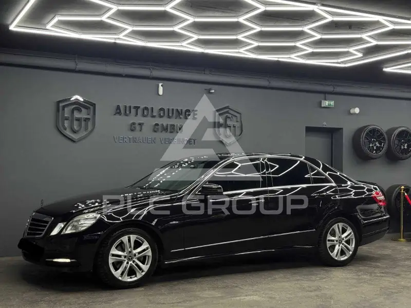 2011 Mercedes Benz E 200