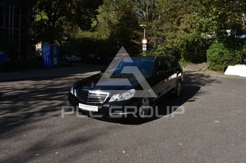 2011 Mercedes Benz E 200