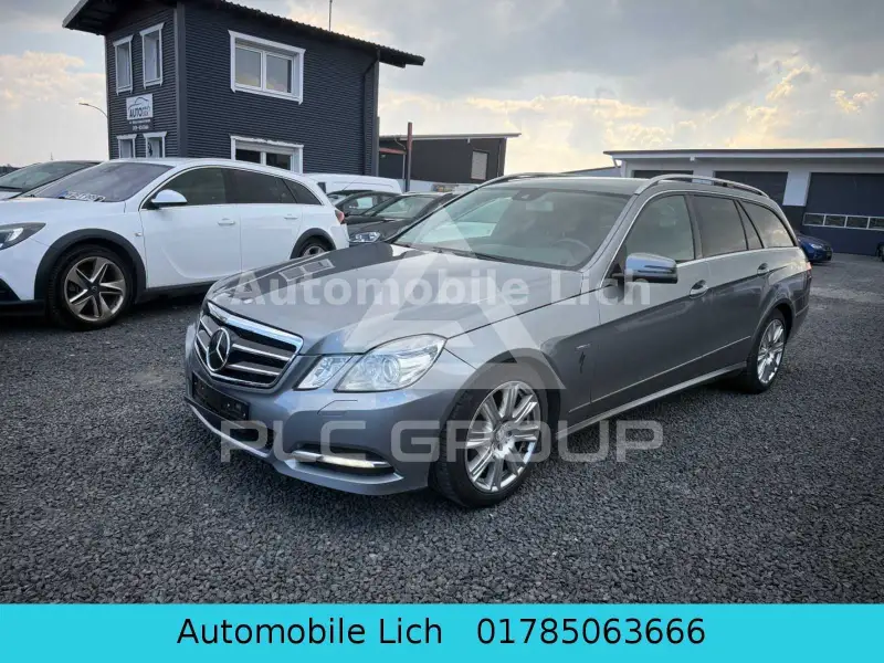 2011 Mercedes Benz E 200