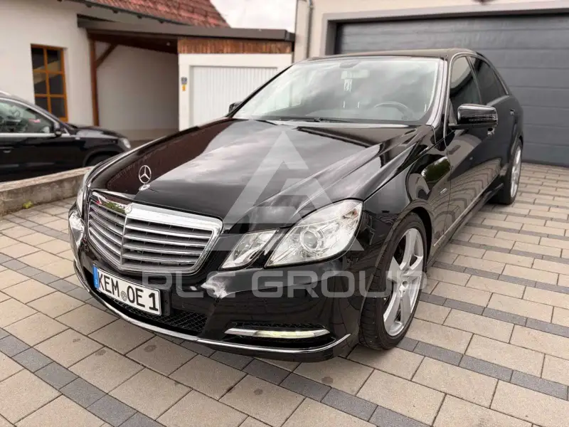 2011 Mercedes Benz E 200