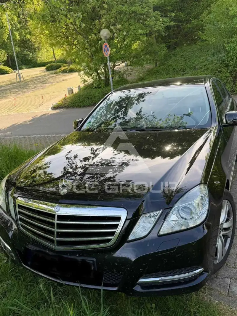 2011 Mercedes Benz E 200