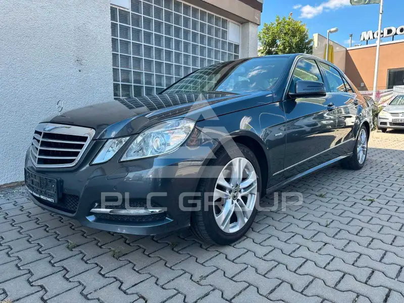 2011 Mercedes Benz E 200