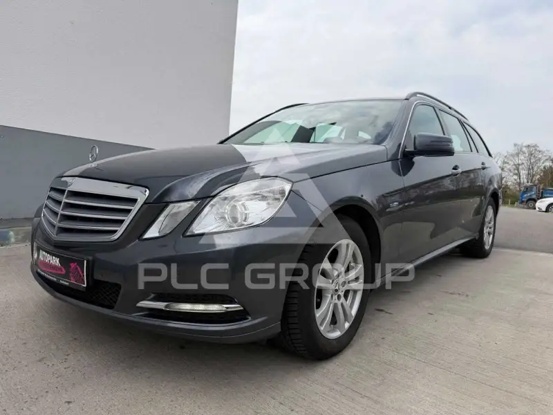 2011 Mercedes Benz E 200
