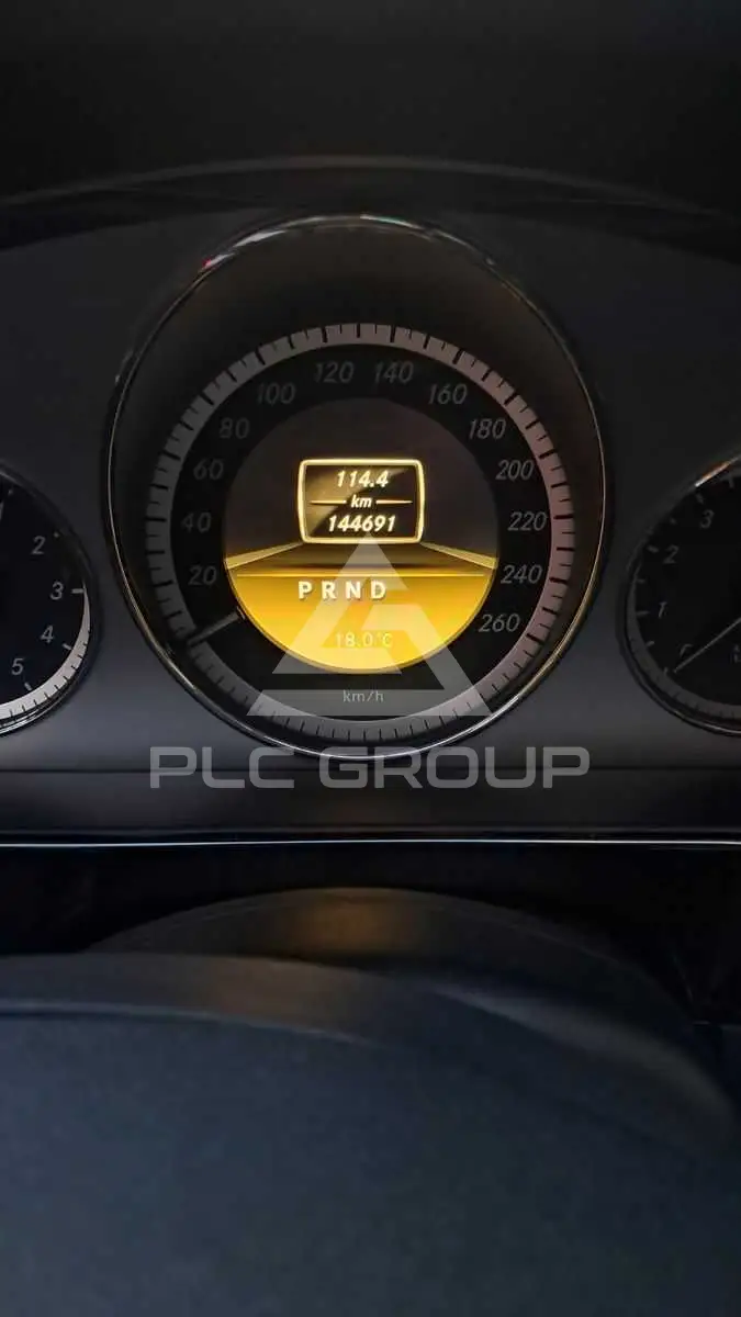 2011 Mercedes Benz E 200
