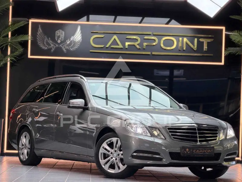 2011 Mercedes Benz E 200