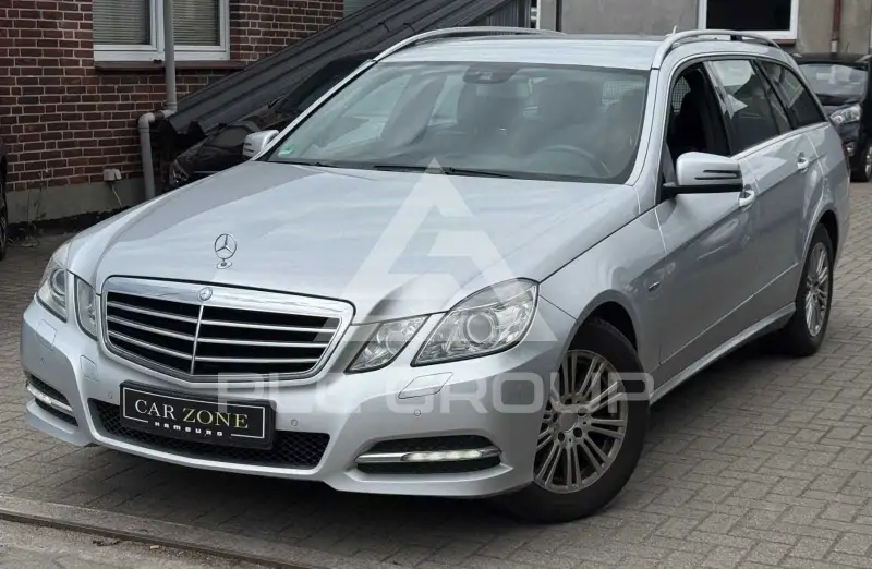 2011 Mercedes Benz E 200