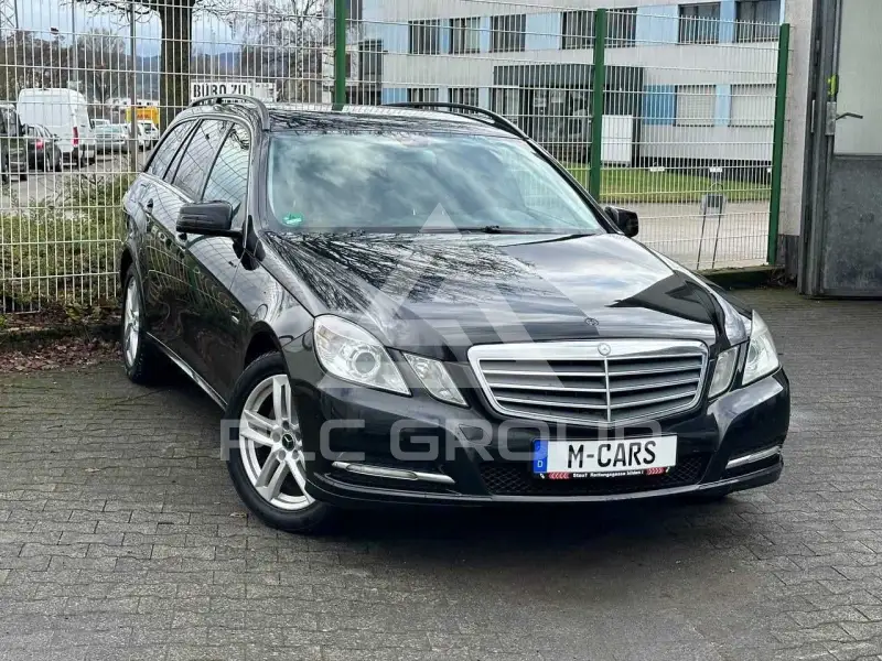 2011 Mercedes Benz E 200