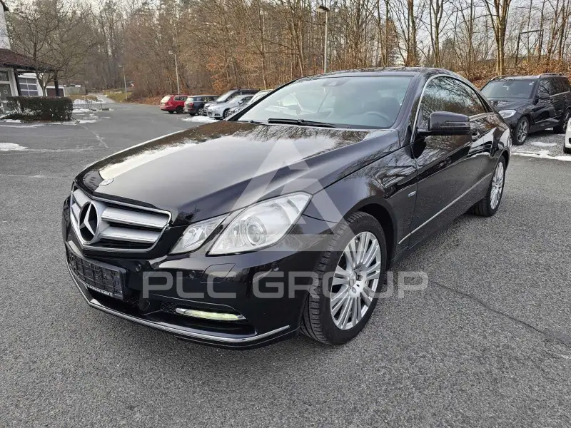 2011 Mercedes Benz E 200
