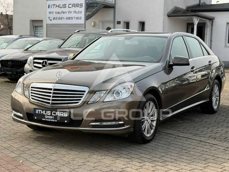 2011 Mercedes Benz E 200