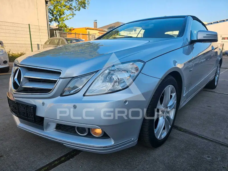 2011 Mercedes Benz E 200