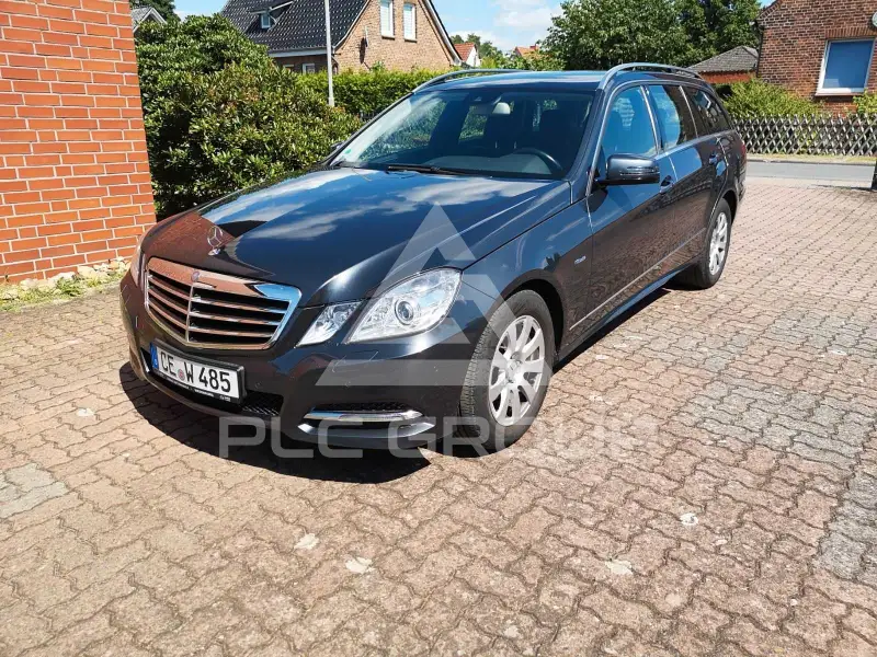 2011 Mercedes Benz E 200