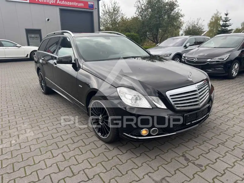 2011 Mercedes Benz E 200