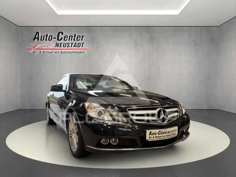 2011 Mercedes Benz E 200