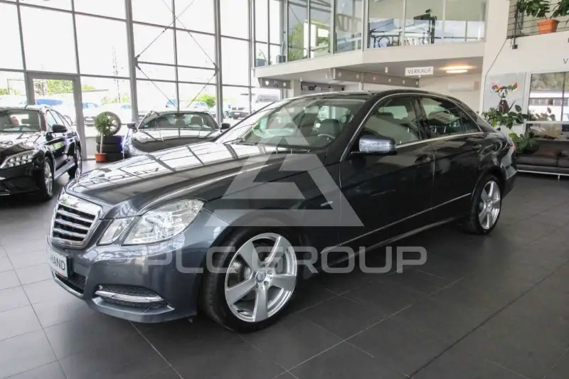2011 Mercedes Benz E 200