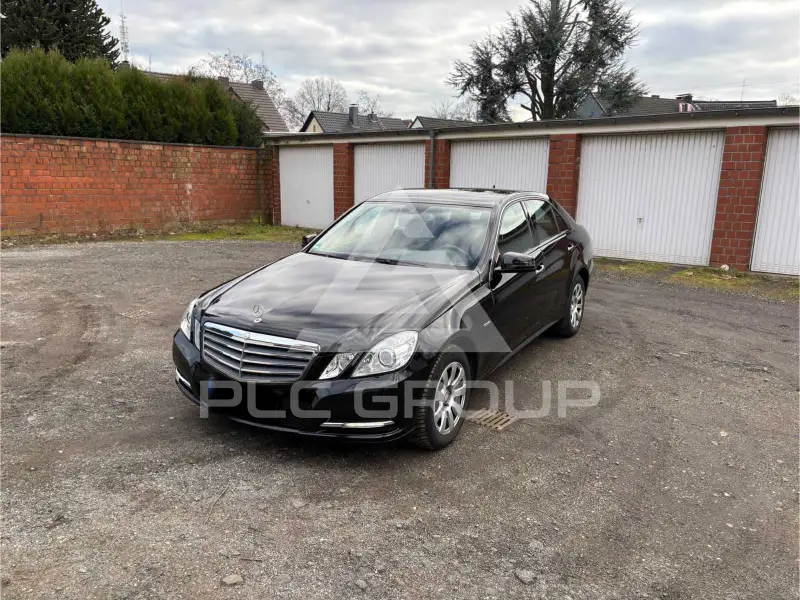 2011 Mercedes Benz E 200