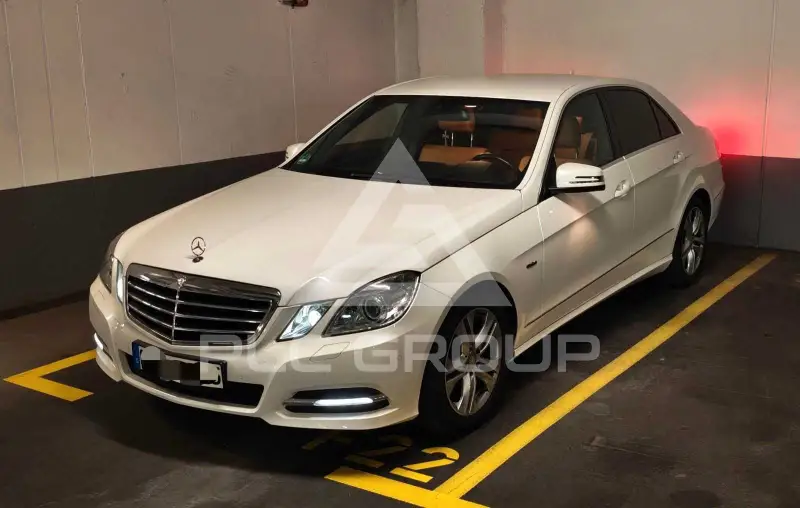 2011 Mercedes Benz E 200