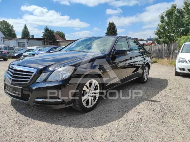 2011 Mercedes Benz E 200