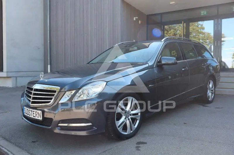 2011 Mercedes Benz E 200