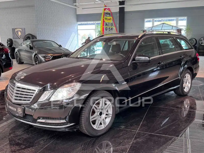 2011 Mercedes Benz E 200