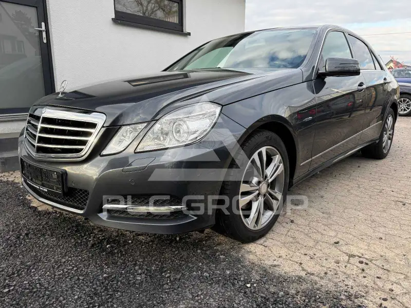2011 Mercedes Benz E 200