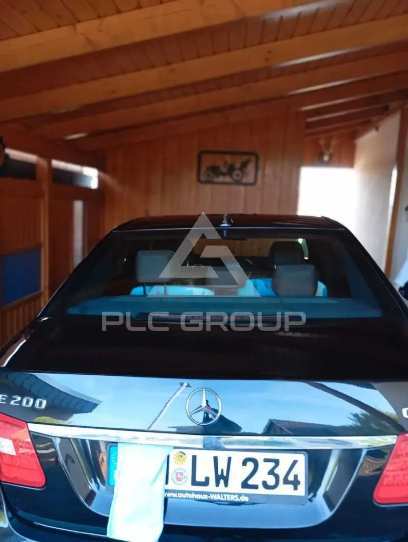 2011 Mercedes Benz E 200