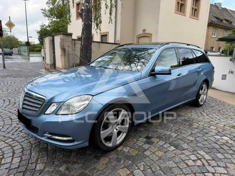 2011 Mercedes Benz E 200