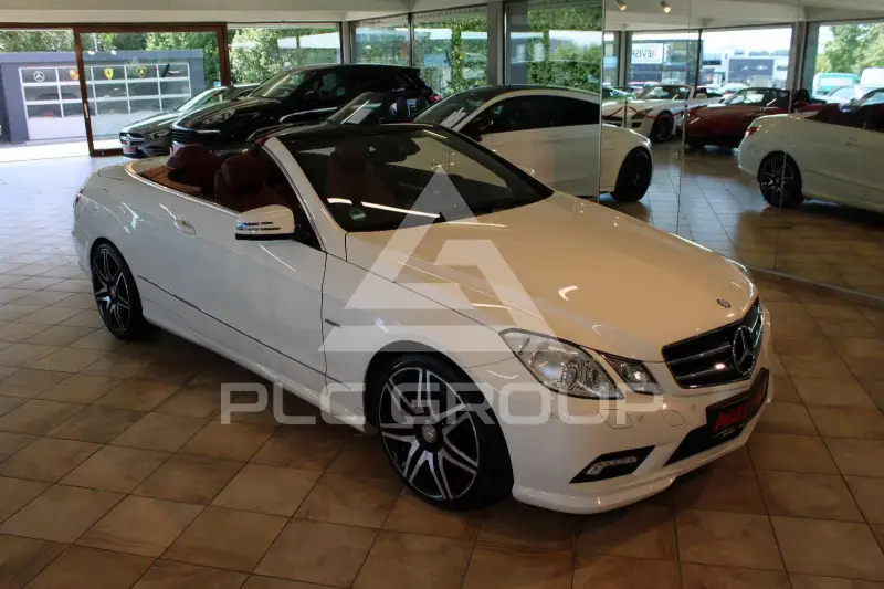2011 Mercedes Benz E 200
