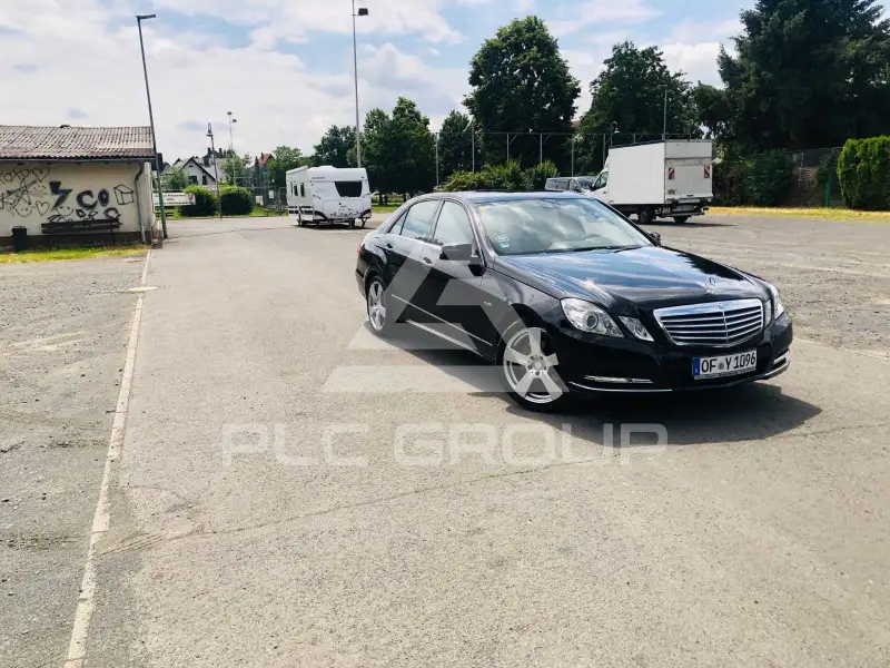2011 Mercedes Benz E 200