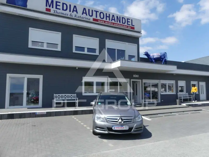 2011 Mercedes Benz C 180