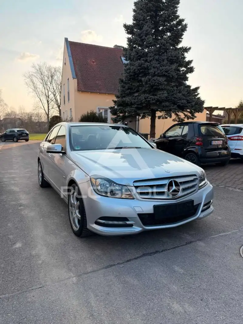 2011 Mercedes Benz C 180