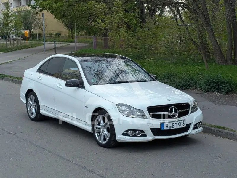 2011 Mercedes Benz C 180