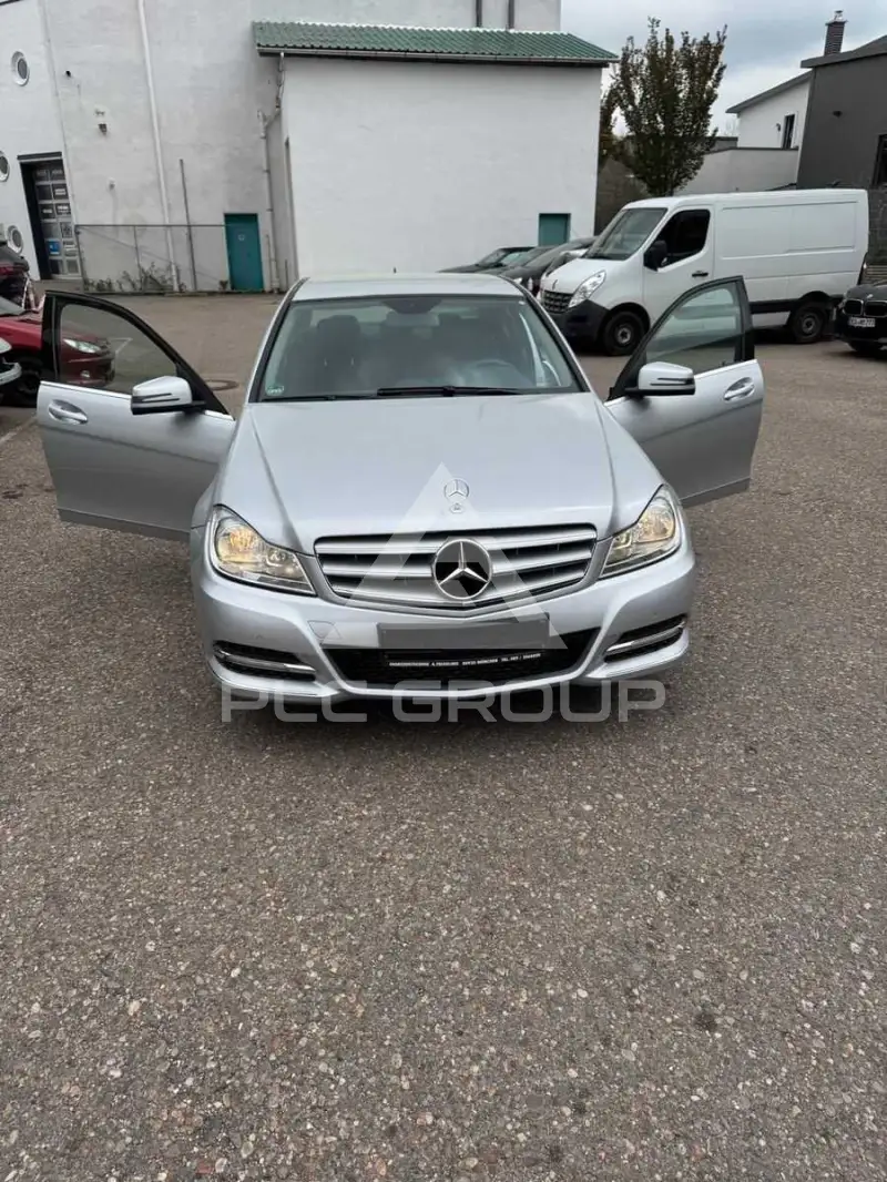 2011 Mercedes Benz C 180