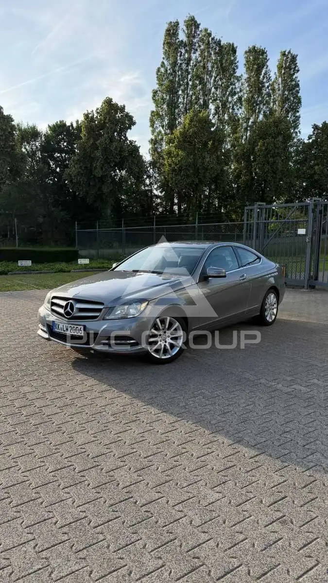 2011 Mercedes Benz C 180