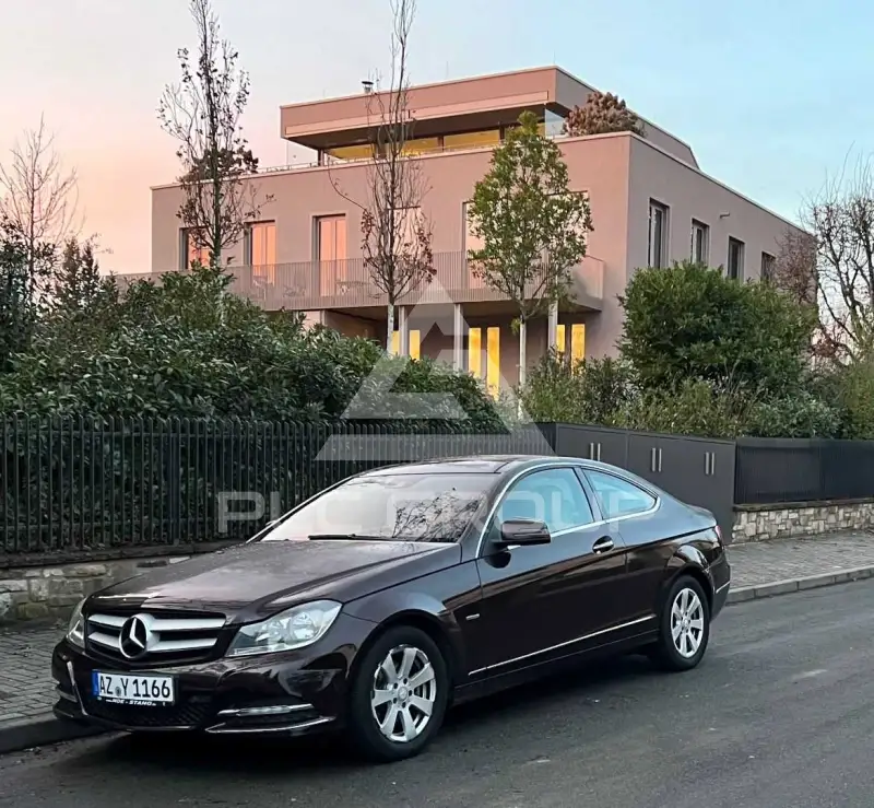 2011 Mercedes Benz C 180