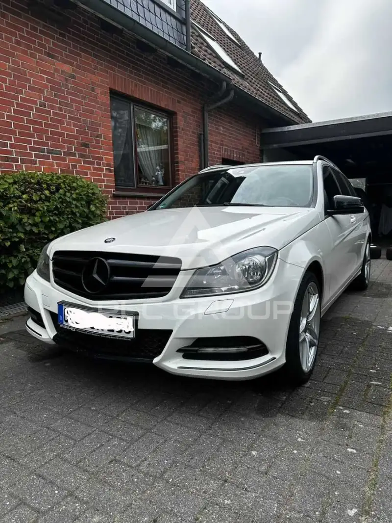 2011 Mercedes Benz C 180