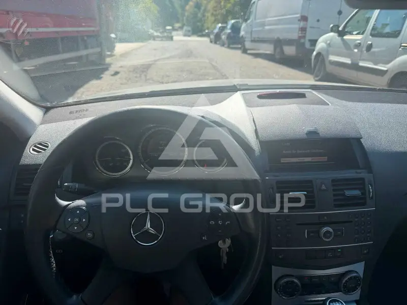 2011 Mercedes Benz C 180